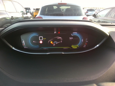Peugeot 3008 Hybrid 180 e-EAT8 Allure Pack