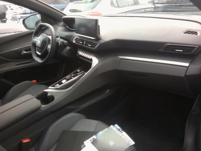 Peugeot 3008 Hybrid 180 e-EAT8 Allure Pack