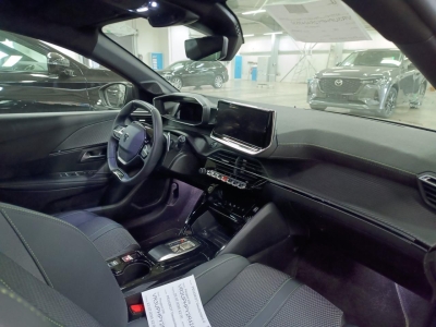 Peugeot 208 Hybrid 136 e-DCS6 GT