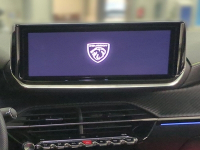 Peugeot 208 Hybrid 145 e-DCS6 GT