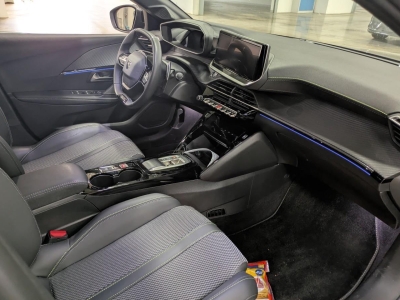 Peugeot 208 Hybrid 136 e-DCS6 GT