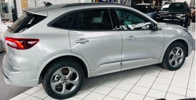 Ford Kuga 2.5 Duratec 180PS FHEV Powershift ST-Line