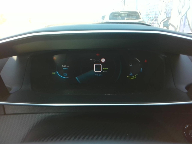 Peugeot e-208 50 kWh 136ch GT
