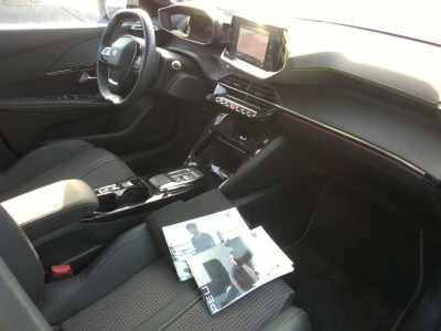 Peugeot e-208 50 kWh 136ch GT