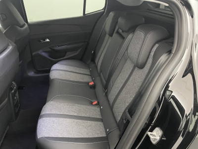 Peugeot 408 PHEV 180 e-EAT8 Allure