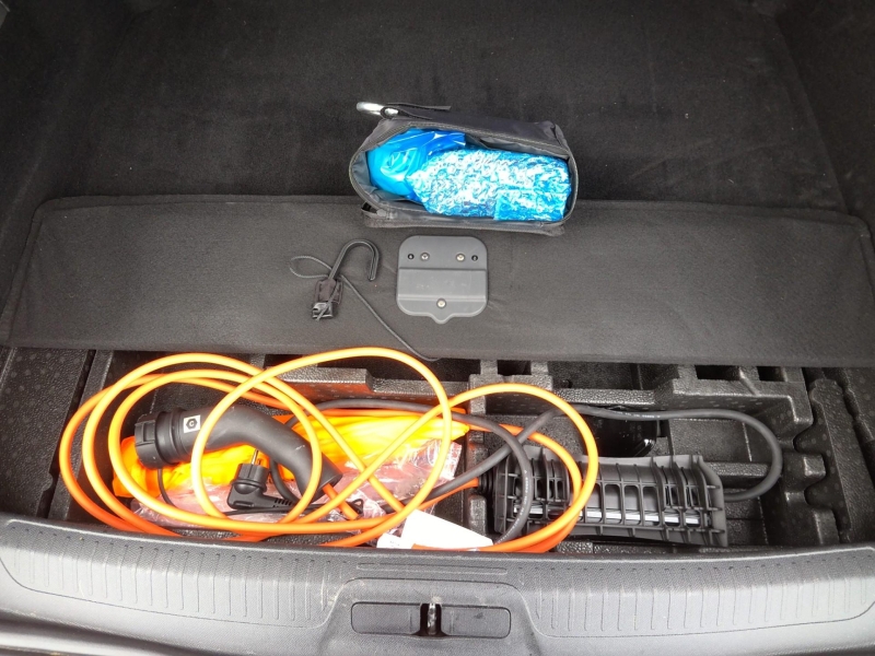 Peugeot 408 PHEV 180 e-EAT8 Allure