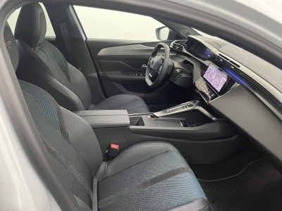 Peugeot 308 54 kWh 156ch First Edition