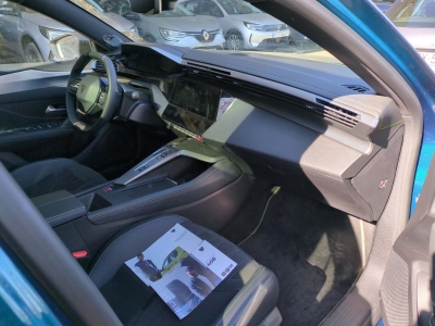 Peugeot 408 PHEV 180 e-EAT8 GT