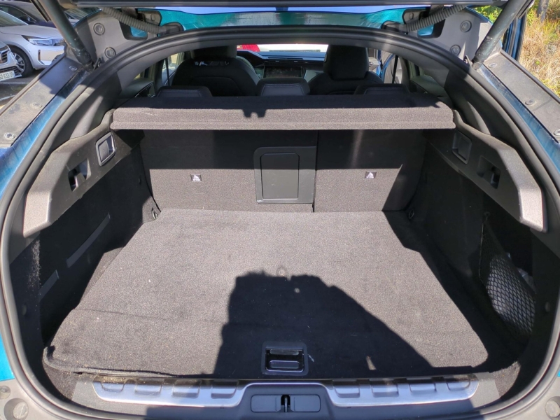 Peugeot 408 PHEV 180 e-EAT8 GT