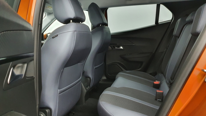 Peugeot 2008 PureTech 100 S&S BVM6 Allure