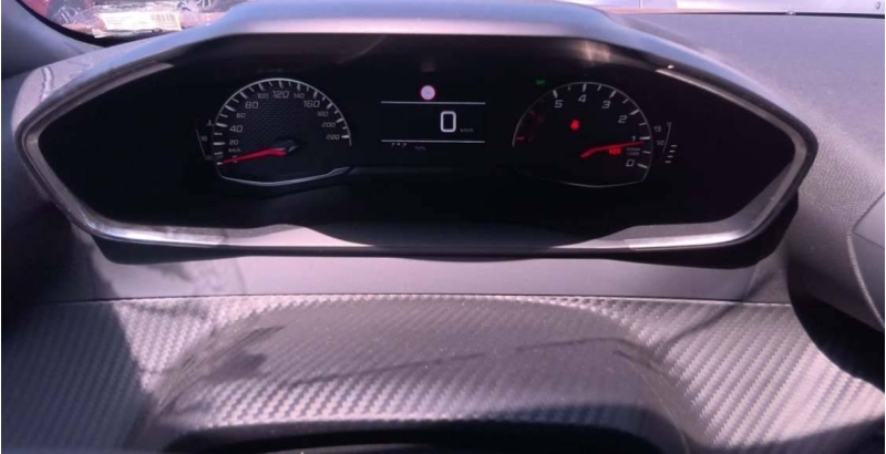 Peugeot 2008 PureTech 100 S&S BVM6 Allure