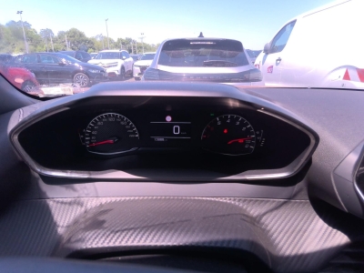 Peugeot 2008 PureTech 100 S&S BVM6 Allure