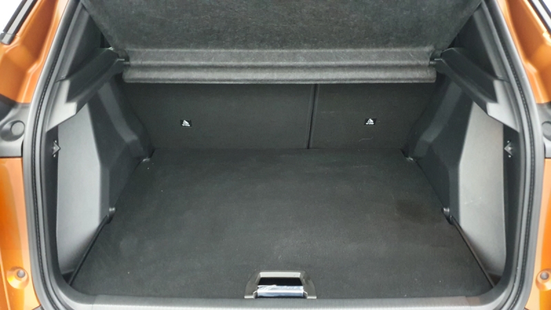 Peugeot 2008 PureTech 100 S&S BVM6 Allure