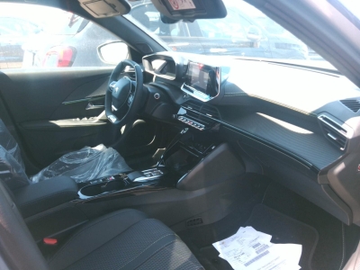 Peugeot e-2008 136 ch GT