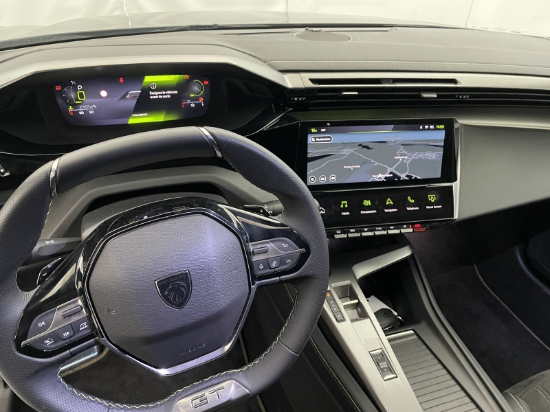 Peugeot 408 Hybrid 145 e-DCS6 GT