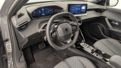 Peugeot 2008 Hybrid 145 e-DCS6 Allure