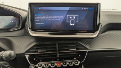 Peugeot 2008 Hybrid 145 e-DCS6 Allure