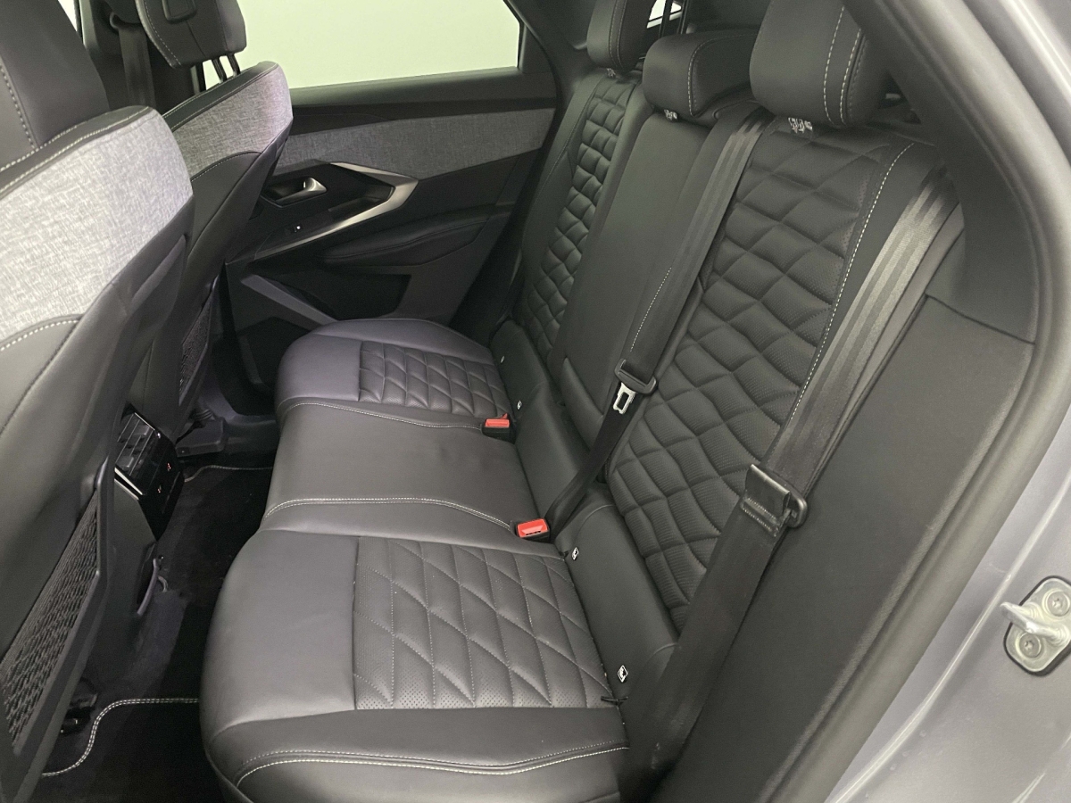 Peugeot 3008 NOUVEAU 9