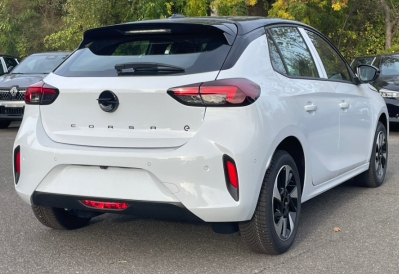 Opel Corsa 156PS Batterie 51 kWh GS