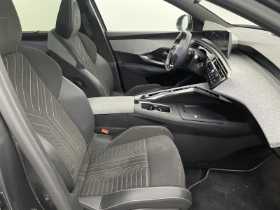 Peugeot 5008 Hybrid 145 e-DCS6 GT