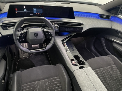 Peugeot 5008 Hybrid 145 e-DCS6 GT