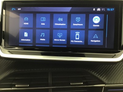 Peugeot 2008 GT HYBRID 136 e-DSC6