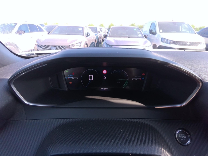 Peugeot 2008 Hybrid 145 e-DCS6 Allure