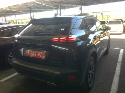 Peugeot 2008 Hybrid 145 e-DCS6 Allure