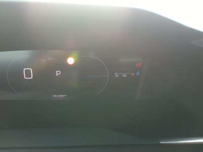 Peugeot 2008 Hybrid 145 e-DCS6 Allure