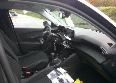 Peugeot 2008 PureTech 130 S&S BVM6 Style