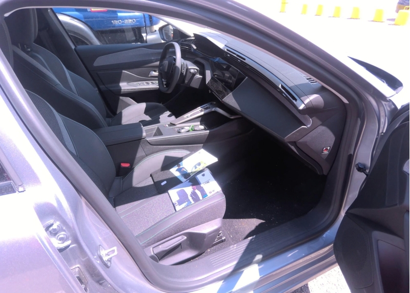 Peugeot 308 Hybrid 145 e-DCS6 Allure