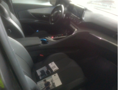 Peugeot 3008 Hybrid4 300 e-EAT8 GT