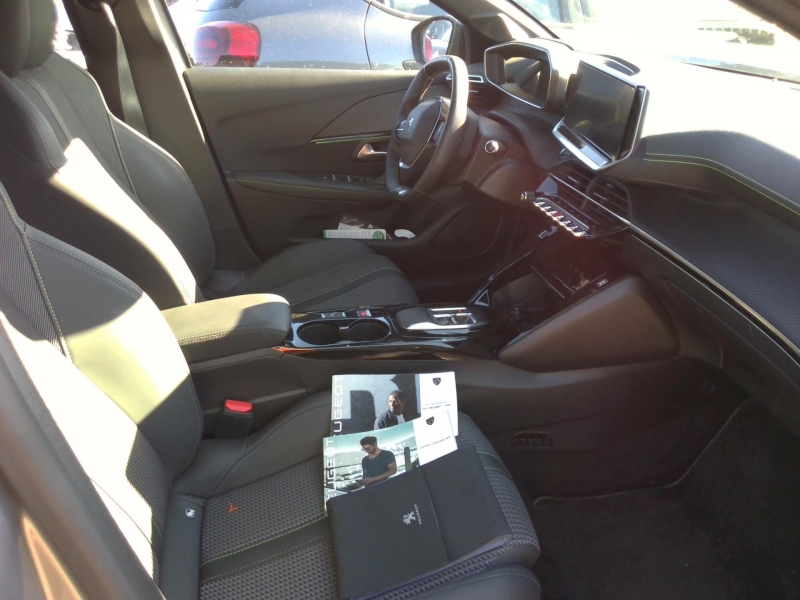 Peugeot e-208 50 kWh 136ch GT