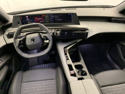 Peugeot 5008 Hybrid 145 e-DCS6 Allure