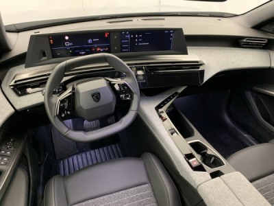 Peugeot 5008 Hybrid 145 e-DCS6 Allure