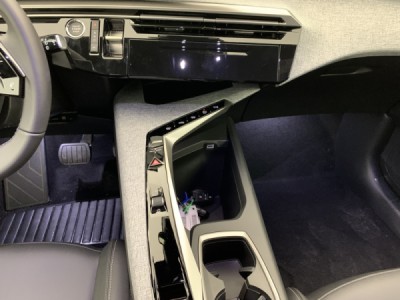 Peugeot 5008 Hybrid 145 e-DCS6 Allure