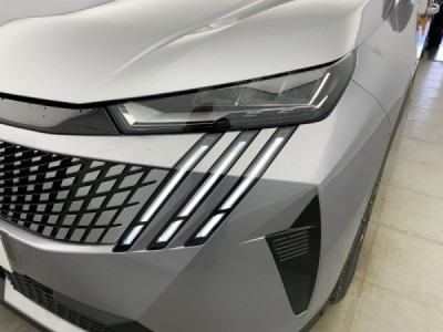 Peugeot 5008 Hybrid 145 e-DCS6 Allure