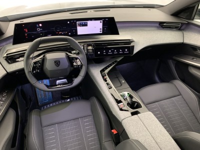 Peugeot 5008 Hybrid 145 e-DCS6 GT