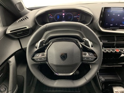 Peugeot 2008 Hybrid 145 e-DCS6 Allure