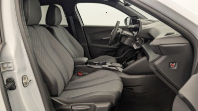 Peugeot 2008 Hybrid 136 e-DCS6 Allure