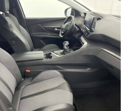 Peugeot 3008 PureTech 130ch S&S BVM6 Allure Pack