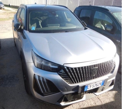Peugeot2008Hybrid 145 e-DCS6 GT