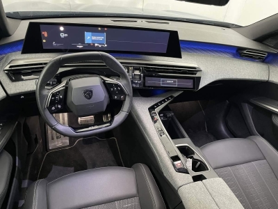 Peugeot 5008 Hybrid 145 ch e-DCS6 GT