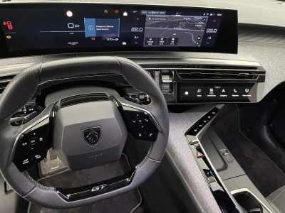 Peugeot 5008 Hybrid 145 e-DCS6 GT