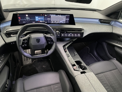 Peugeot 5008 Hybrid 145 ch e-DCS6 GT