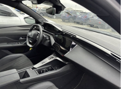 Peugeot 408 PHEV 225 e-EAT8 GT