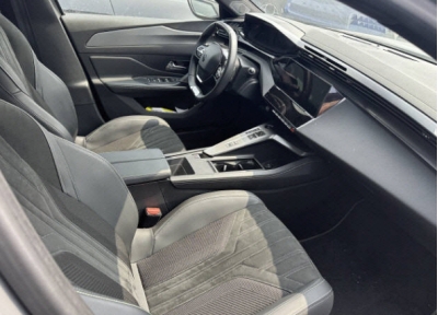 Peugeot 408 PHEV 225 e-EAT8 GT