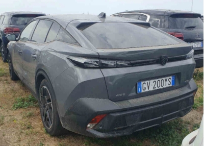 Peugeot 408 PHEV 225 e-EAT8 GT