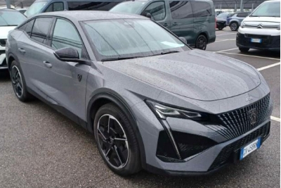 Peugeot 408 PHEV 225 e-EAT8 GT