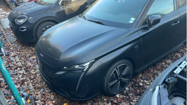 Peugeot308 SWPureTech 130ch S&S EAT8 GT